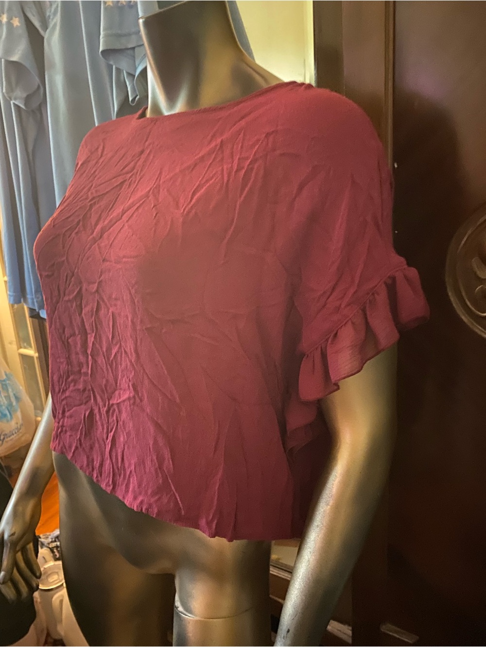 William Rast Raspberry Short Sleeve Ruffle Crop Top - Picture 3 of 4